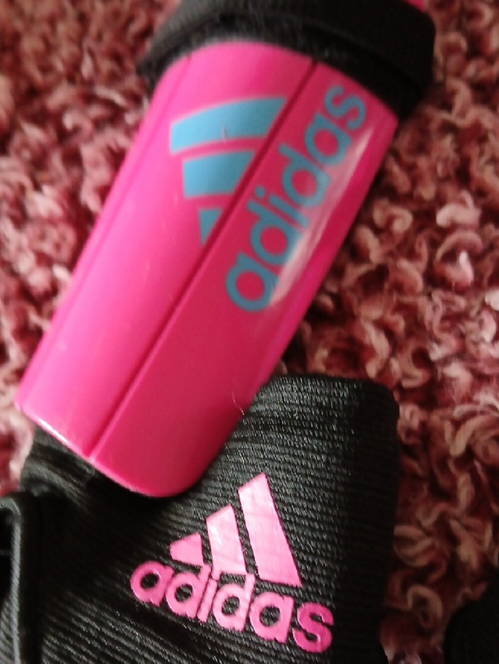 adidas Pink and Blue Youth Shin Guards with Straps (Age 3 - 5) Size SMALL - Picture 4 of 6